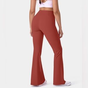Halara Crossover High Waisted Back Pocket Super Flare Leggings